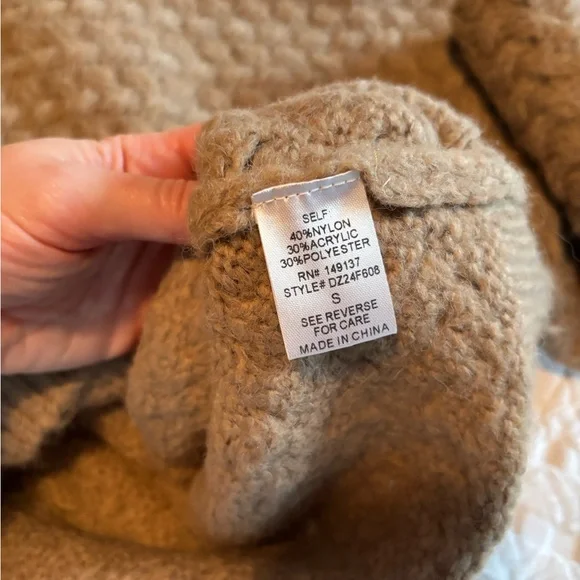 Double Zero Cozy Turtleneck Sweater - Picture 3 of 3